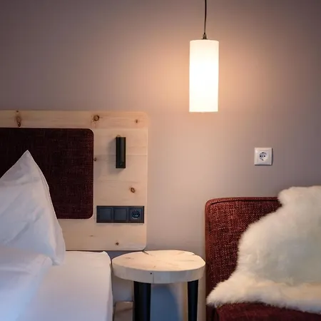 Hotel Muehlenerhof 4*