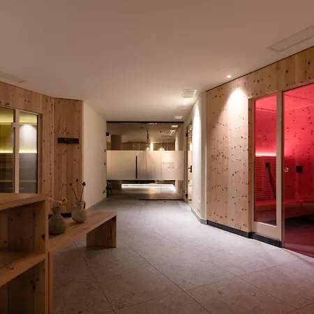Muehlenerhof 4* كامبو توريس